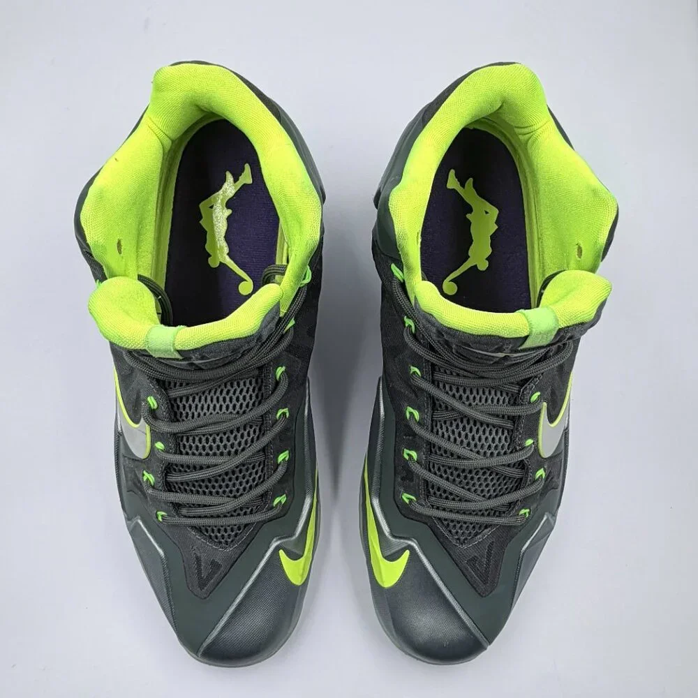 Nike code green